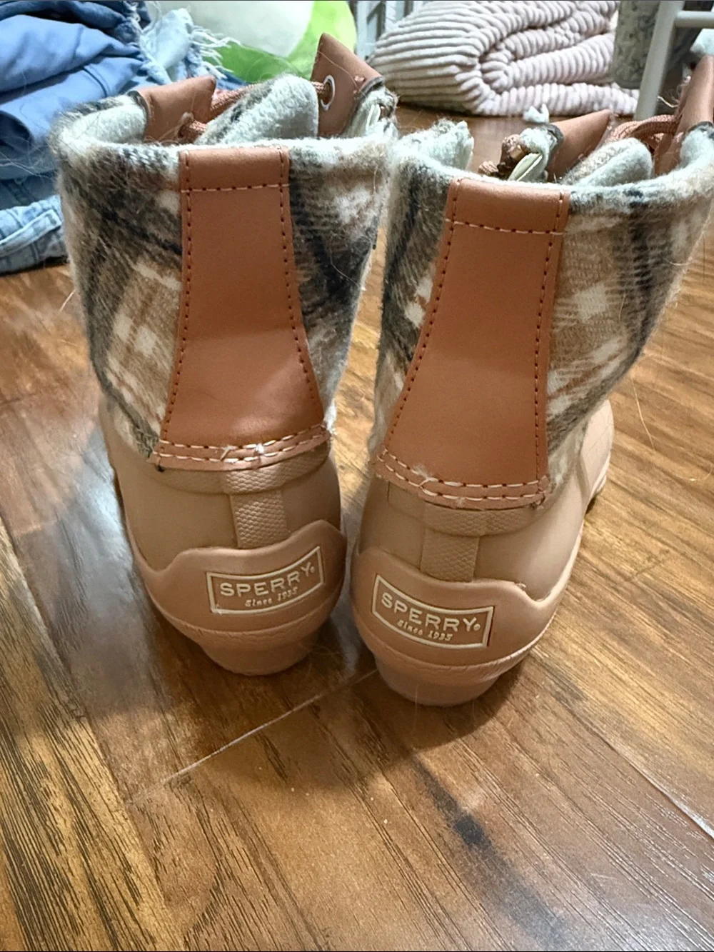 Sperry Kids Tan Plaid Duck Rain Boots